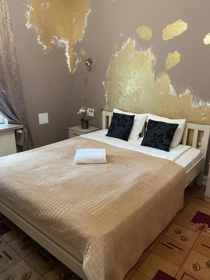 Villa Kadriorg Hostel Tallinn Buitenkant foto