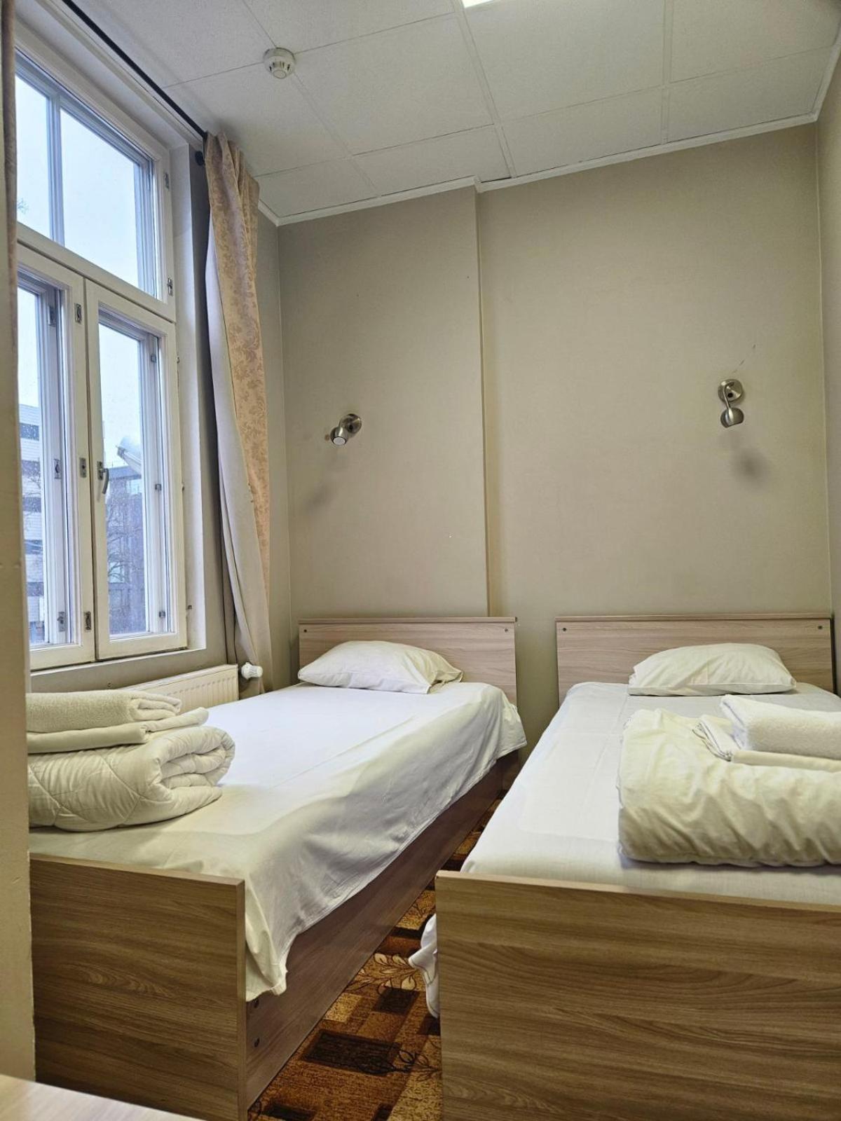 Villa Kadriorg Hostel Tallinn Buitenkant foto