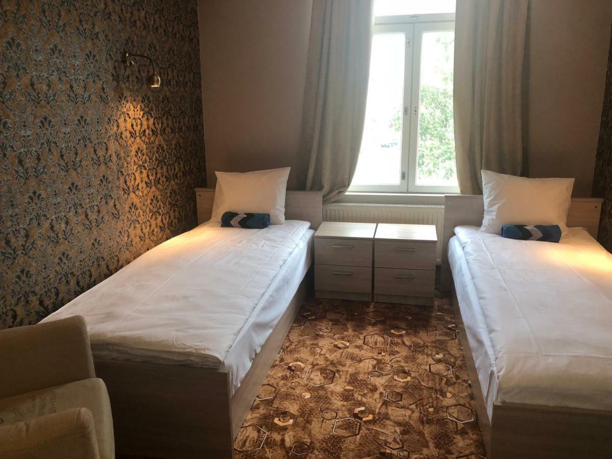 Villa Kadriorg Hostel Tallinn Buitenkant foto