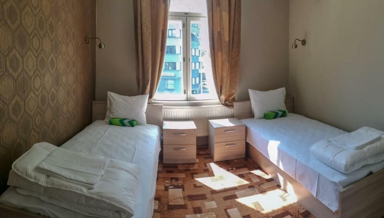 Villa Kadriorg Hostel Tallinn Buitenkant foto