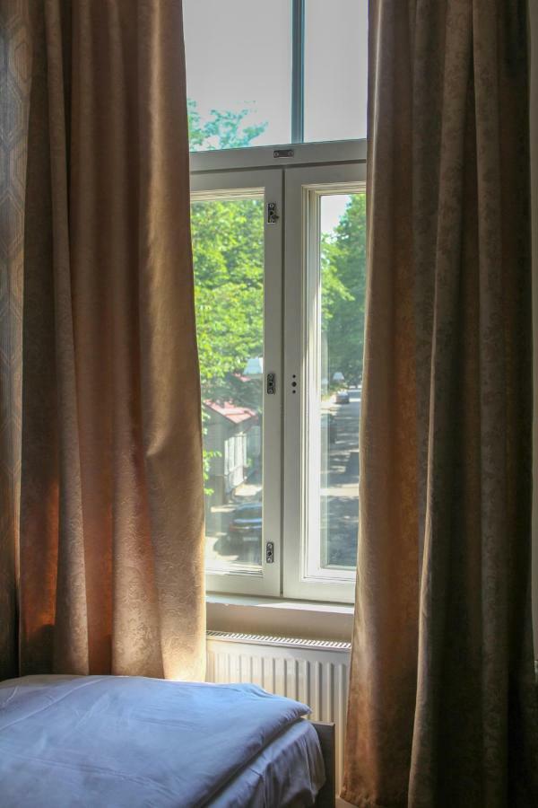 Villa Kadriorg Hostel Tallinn Buitenkant foto