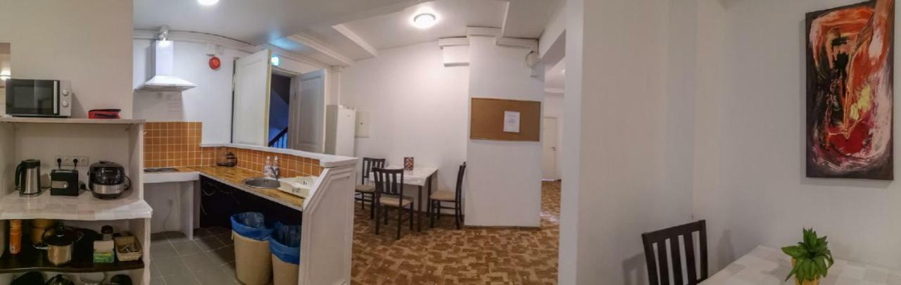 Villa Kadriorg Hostel Tallinn Kamer foto